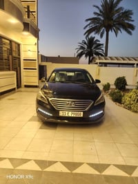 سلا عليكم البيع سوناته موديل 2015  رقم بغداد نكليزي بسمي وأرد امريكي ح...