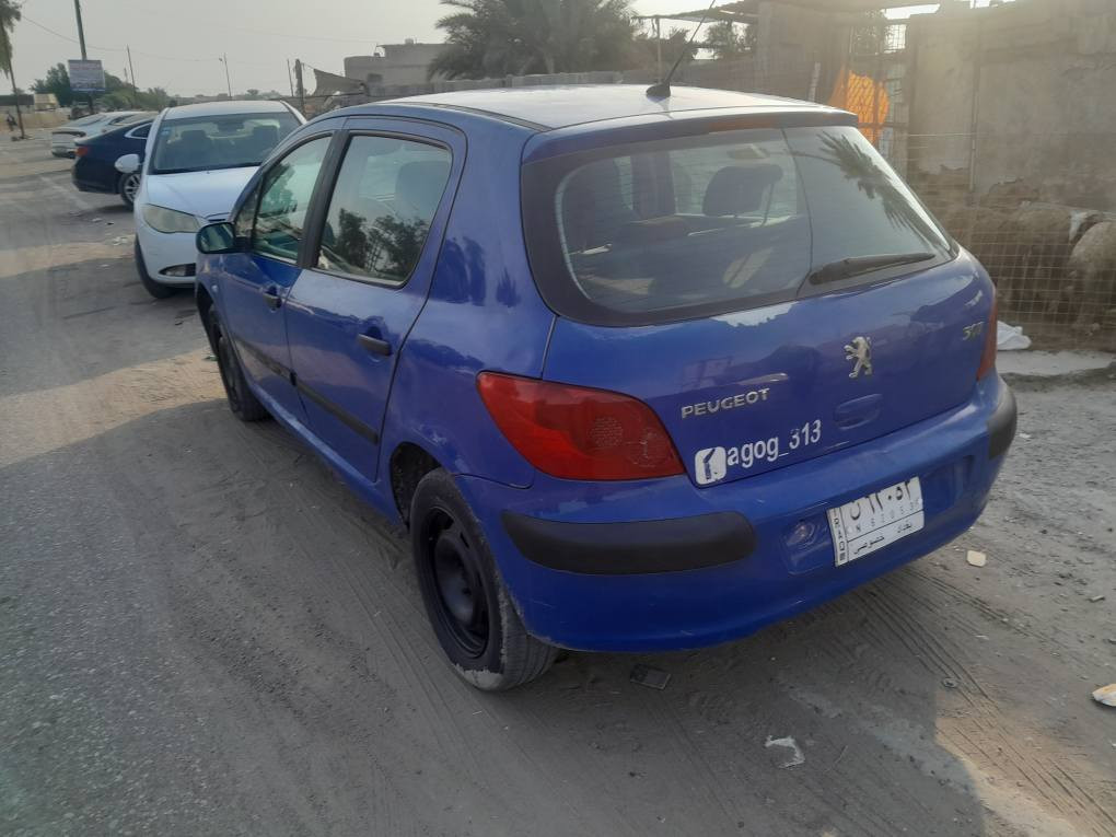 بيجو ٣٠٧ موديل ٢٠٠٥ رقم بغداد السياره على البلاد مابيه صبغ كير مكينه تبريد خير من الله السعر ٤٣ مكان السياره حي الجهاد 
*********** بغداد, العراق
