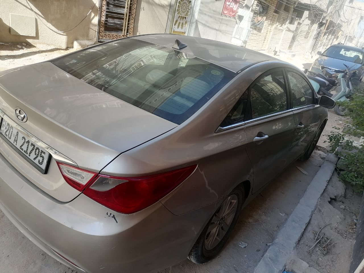 سوناتا 2011 وارد امريكي 
محرك 2400 GDI رقم انكليزي الجديد 
كفالة المحرك والكير تبريد ثلج تايرات جدد 
السيارة ما بيه اي نقص ، المكان كربلاء السعر 99  
للاتصال... ***********
