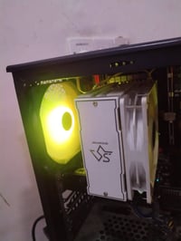 Xeon 2680v4 • RX 580 • رام 16 جيجا