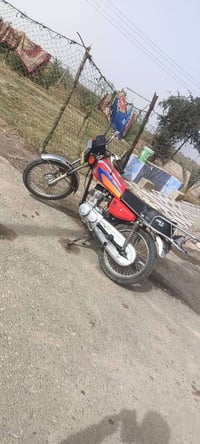 دراجه للبيع السر 600 دراجه كفاله عامه كلك مكفوله عشائر 07818409745 خاص...