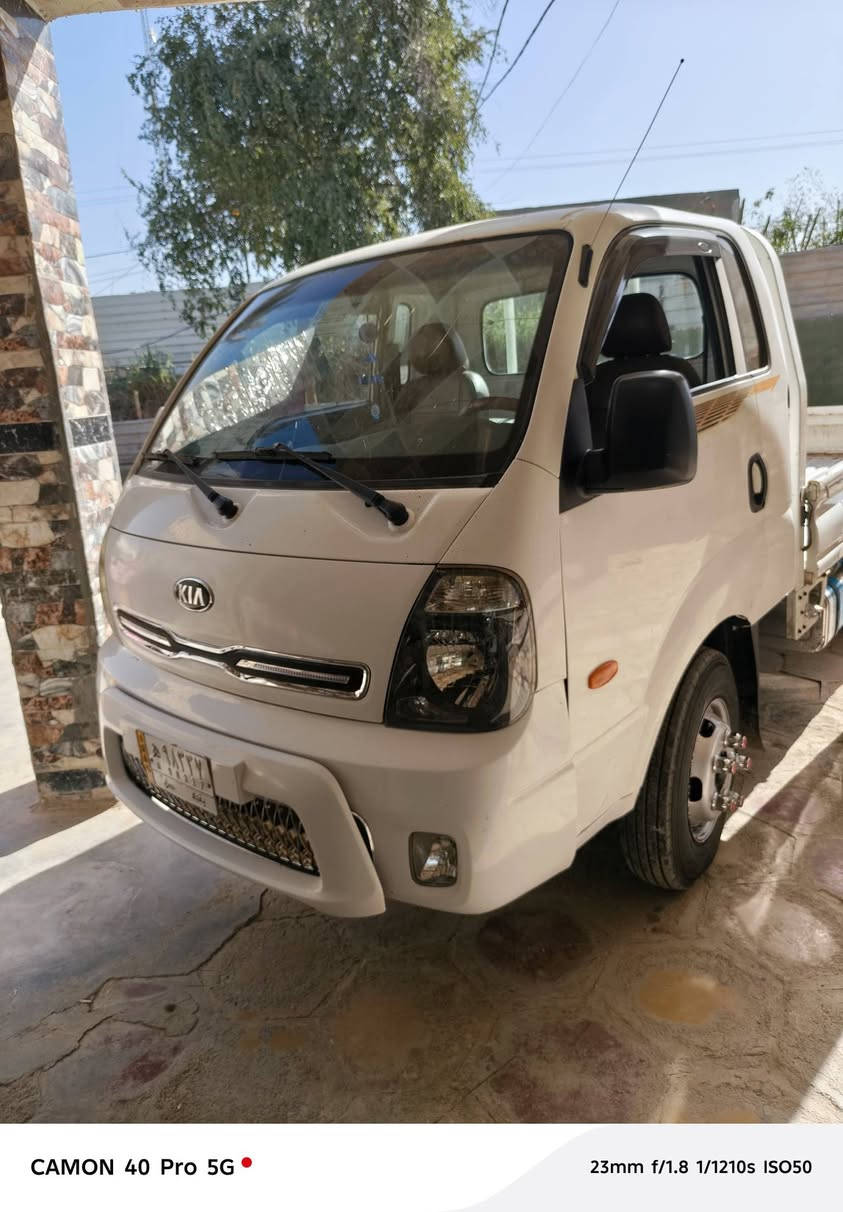 سلام عليكم للبيع كيا فحل مسكر نوزل موديل ٢٠١٧ السياره خير من الله تحويل ثاني يوم بيها خيط تبخير تخم تاير جديد الوره محور ١٤ صدر جديد شرط التحويل المكان بغداد جسر ديالى الجديد السعر ١٢٥ وبيها مجال بصيط ***********
