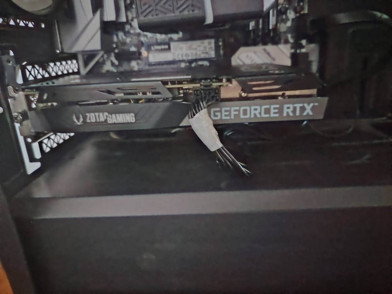 كارت شاشة للبيع
السلام عليكم كارت شاشة للبيع 3060 Ti 
الكارت مبدل vram 
سبب البيع تعبني خسرت بسببة باور سبلاي بدلت باور وطلع العطل منة، وغير فلوس التوصيل والفحص والشد
وتصليح فيرام
 واريد اطور 
مكاني بصرة ماعندي توصيل 
ضمانة اسبوعين اي شي يصير بيه يرجع
الكارت كلش نظيف حاليا، ومبدل معجون ومتنظف يم مصلح بشكل كامل.


**إذا كنت صاحب هذا الإعلان وتريد حذفه لأي سبب، رجاءا أرسل رسالة إلى الدعم الفني**