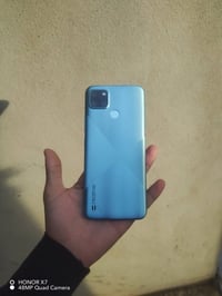 ريلمي c21y • ٦٤ • شغال