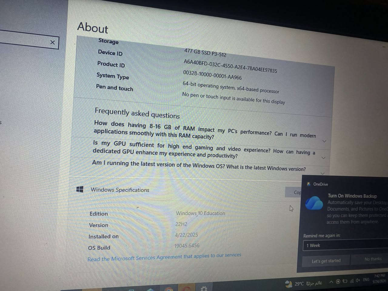 السلام عليكم  
لابتوب DELL للبيع استعمال منزلي نظيف بس يحتاج بطارية
هاي صوره ومواصفاته للاستفسار الاتصال على الرقم ***********
السعر 150 الف

