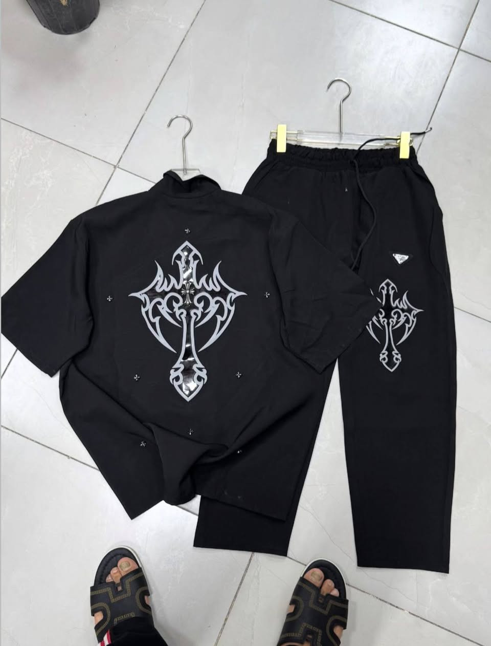 تراك صيني 🇨🇳

سيري 6 قطع

قياسات L.. XL... XXL مكرر

سعر قطعه 24


**إذا كنت صاحب هذا الإعلان وتريد حذفه لأي سبب، رجاءا أرسل رسالة إلى الدعم الفني**