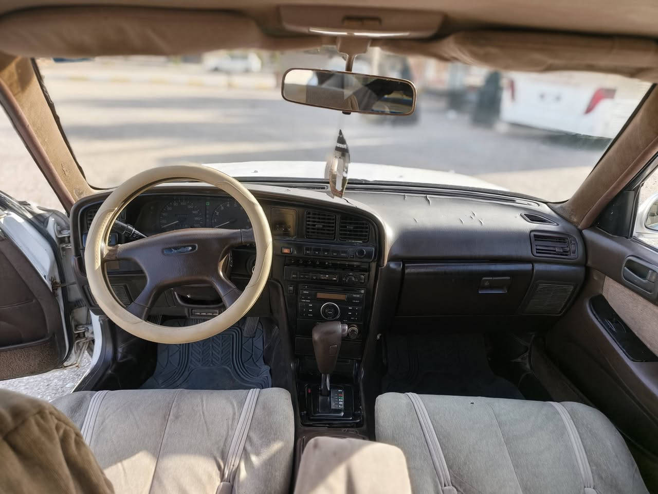 مارك تكم كربلائي موديل 92 رقم كربلاء الدولي الجديد مداور مباشر كير ومحرك طك كارتون حداديه بل جيس تبريد ثلج تدفئه شغاله وتخبل دشبول اصلي وبلادي غرفه جديده ونضيفه كشره حلو ويل كب5 كهربائيات كلها شغاله محرك 6 سلندر بيه مكانات صبغ
السعر 62 وبيه مجال
***********
