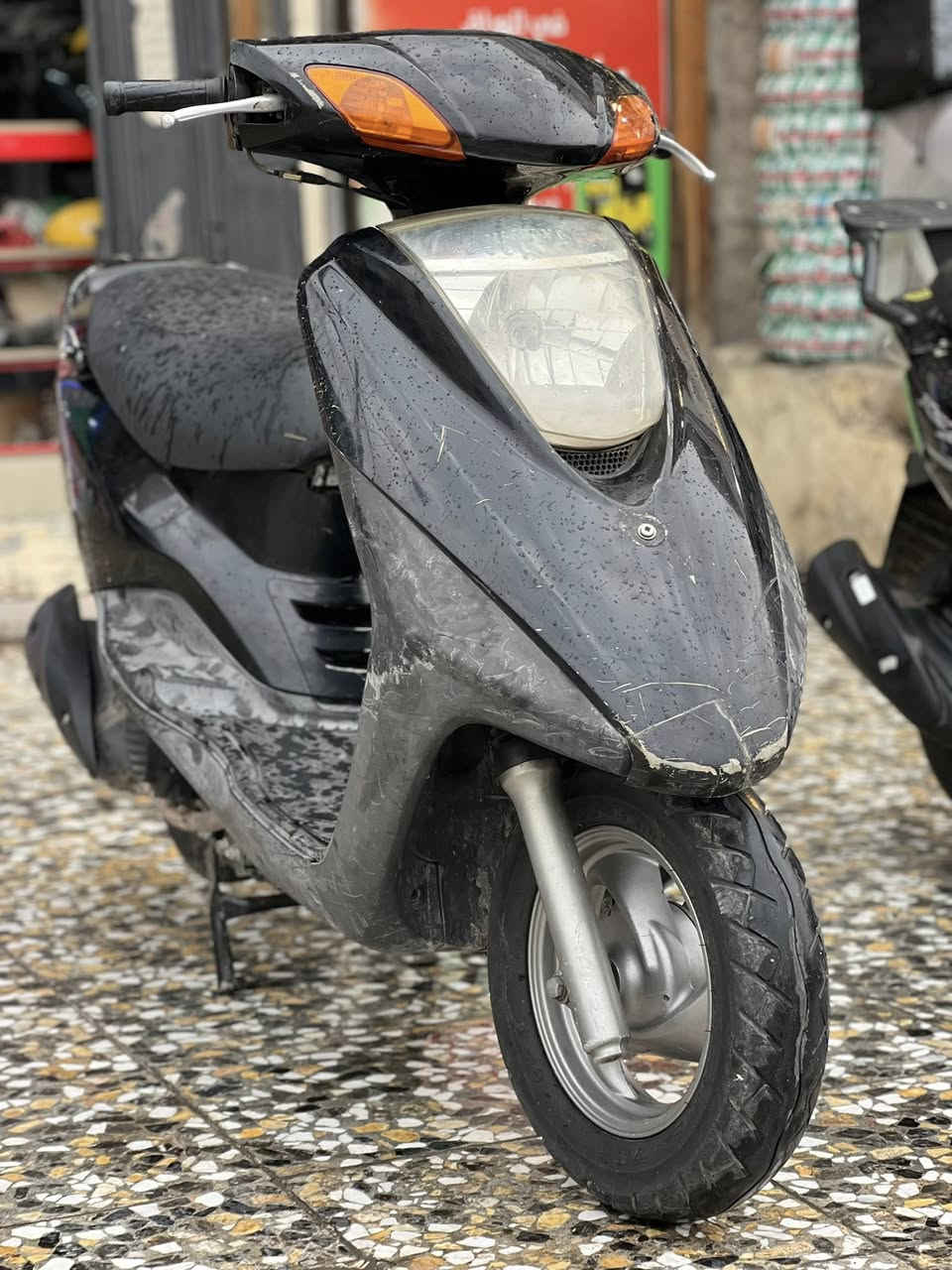 دراجة بريز كابريتر  رمبة

 دراجة كفالة محرك وكفر بلادي 

 مختم  اصلي  

السعر 700 الف وبيها مجال قليل 

***********
