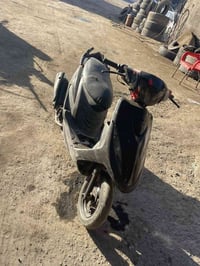 للبيع ماكس عدلة مكفولة العنوان بغداد العبيدي قرب البانزين خانة للاستفس...