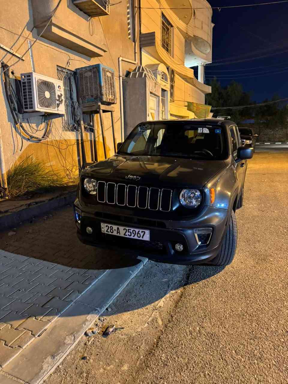 جيب رينيجيد 2023  وارد امريكي  صبغ بدايه البنيد والجاملغ رقم نجف بأسمي السعر ١٢٠ ورقه 
رقم الهاتف ***********
