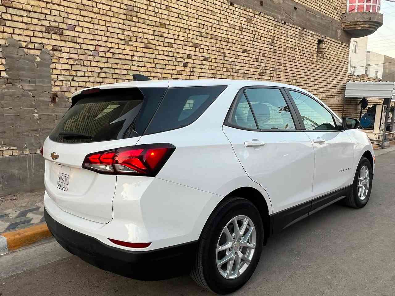شوفر كوينكس
‏2023 ls 
السيارة حرة 
السعر155$
السعر يعتمد على الحادث 
ضرر موضح بالصورة فقط بارد امام الجاملغ 
مواصفات معروفة
رادار امام 
حساس خلفي 
كامرة 
تشغيل عن بعد 
بصمة ابواب 
للاستفسار 
***********وتساب 

‏3GNAXHEG6PL186426
