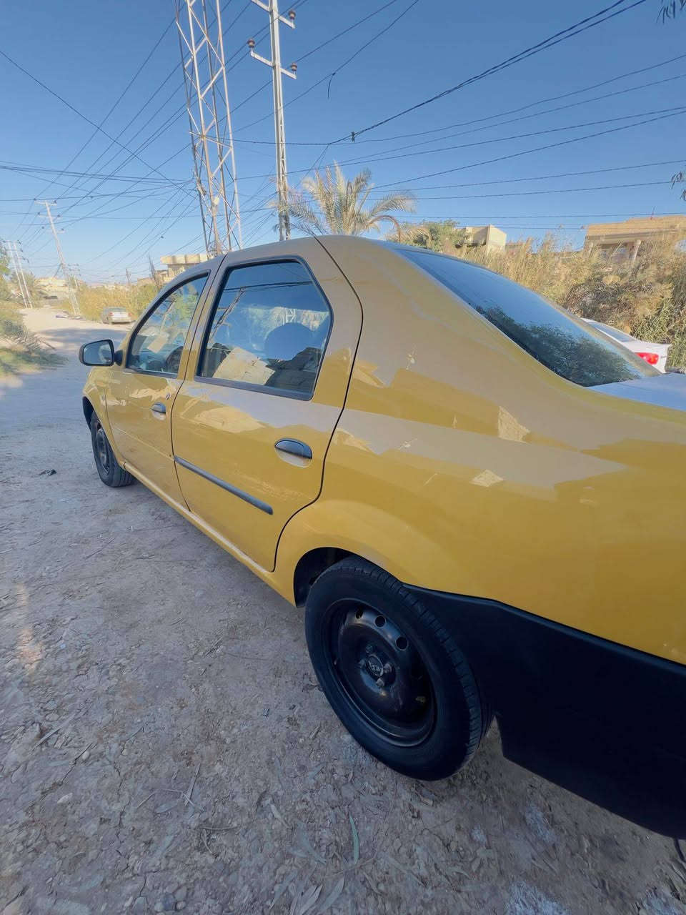 السلام عليكم
2014 .رقم كربلاء 
بيها باب خلفه صدر معمره ومصبوغه جاملق جهه سايق مبدل البنيد مصبوغ 
سعر 35
***********
