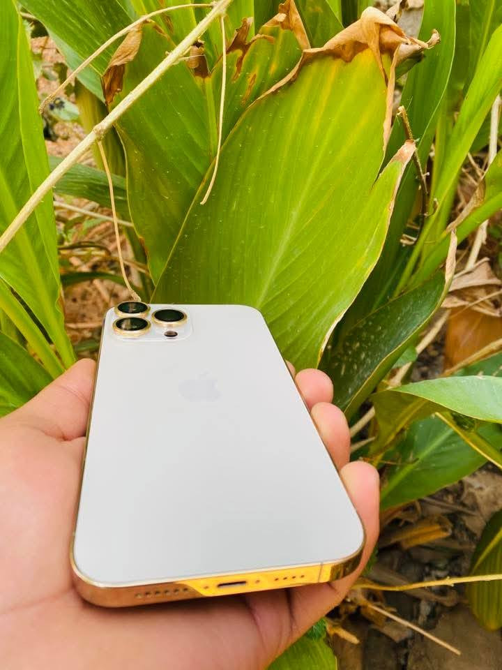 ايفون13ابرو ماكس ذاكره 256بطاريه 84 الجهاز وتر ابرو شخط مابي النموذج mامريكي اصلي الجهار نضافه مليار مال جناي السعر 725وبي مجال قليل  او تصال عل رقم ***********
