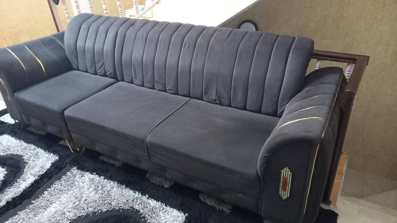 طقمين للبيع
حرف الL ب175  
ملكي ب225


**إذا كنت صاحب هذا الإعلان وتريد حذفه لأي سبب، رجاءا أرسل رسالة إلى الدعم الفني**