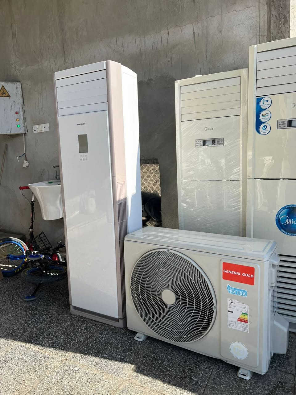 السلام عليكم
سبلت ٢ طن كنتوري
جنرال كولد نفس معمل الميديا نفس المصنع
اصدار 2025 مشتغل جدًا قليل 
ضاغط T3
غاز 410
بعدة داخل ضمان الشركة
ملحقاتة كاملة 
تدفئة تبريد  
السعر 550 الف 
يوجد خدمة توصيل داخل بغداد 
***********
