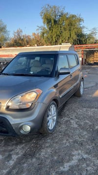 كيا سول • محرك ٢٠٠٠ • رقم كربلاء