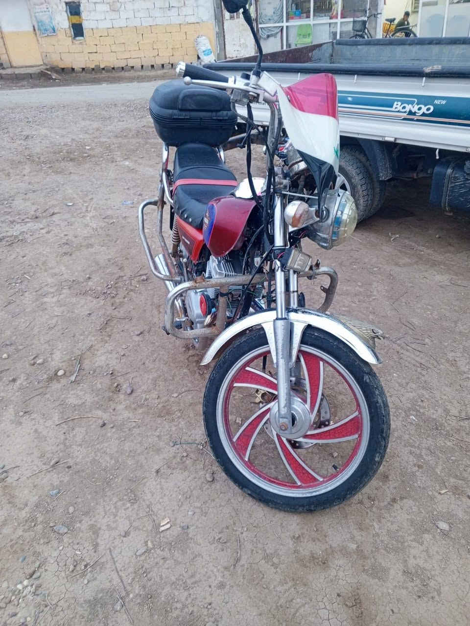 جونده للبيع موديل  ٢٠٢٠كامله كل نقص ما بيه مكان بغداد ناحية الرشيد ***********
