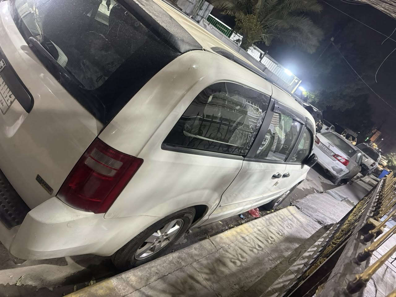 دوج كرافان 2008 للبيع ماشية 98 الف قابل للزيادة *********** للتواصل
