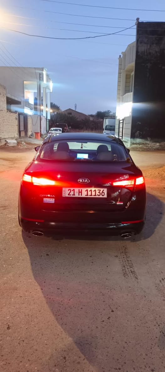السلام عليكم
كيا اوبتما خليجي وكالة البخيت موديل 20214
 تعديل بارد هلال جاملغ 
صبغ طكعه صغيره كد شبر اثر شخوط موجوده الصور قبل 
ماشية 154 الف 
وبعد الصبغ 
رقم سليمانيه الدولي بأسمي 
 فول عدا البانوراما 
لايت دبل عدسه LED
زراك لايت + لايت دوار 
تدفئة ستيرن وكشنات اربعتهن 
ثلاجة بالجكمجه 
محرك 2400 دوش مكفول برغي ممفتوح بي 
منظومة غاز 
مغلفة PPF
باتري وصدر وتبريد وتايرات كلهن جدد شادهن 
مكاني الكراده شارع الصناعه 
135$ وبيه مجال
اكو فيديو توضيحي لسيارة 
*********** للاستفسار
