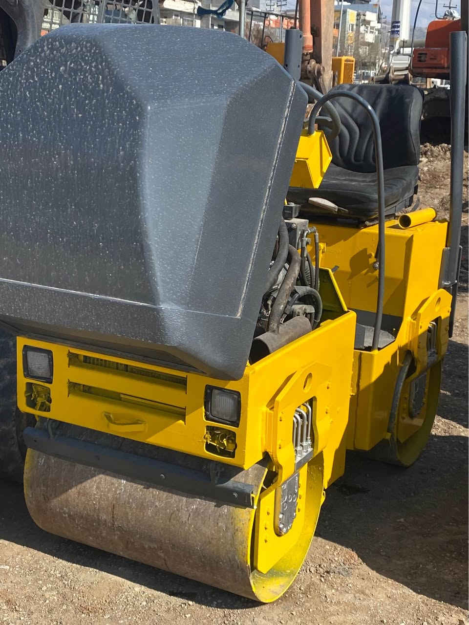 عادیلە ٨٠سانتیم ترێکس ٢٠٠٨ بیرەقەم مەکینە و پەمپو هەزە بەشەرت مالی مەدەنی بەشەرت بیلاد مەکینە کابوتە 
شوین سلێمانی 
***********
***********
وەتسئەپ و ڤایبەر

سعر 47 گەلاو ماعمەلە السليمانية, العراق
