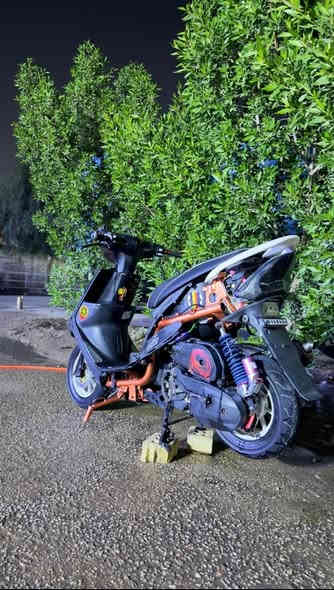 السلام عليكم
55 جاهزه تشتغل نص نكره سلف  
بوش وبستم ووكاله مشيف. ولفات ويسترو زنجيل كذالك 
كلجات بلادي 
بين قوسين 
لطبلي خاص تكلي شبيها مابيها 
بس  يرادلها ترتيب كهربائيات فقط 
غراضها كامله 
كابريتر ABK 
ويل RBM
قبق فلاوين RRGS
كفر 4 ولف 
كصه عميه عمل 
شاصي مصبوغ حراري وفوكا جيلاتين 
صدر امامي SFمال حاويه موتجاري 
دبل خلفي جديد 
صالنصه صجميه حاويه موتجاريه 
واقيه اني شادلها ملحه دراجه هاون مابيها نقص بس كهربائيات 
سعرها 625 وبيها مجال بسيط مكاني حصوه 
او مراوس 
***********
او مراوس
