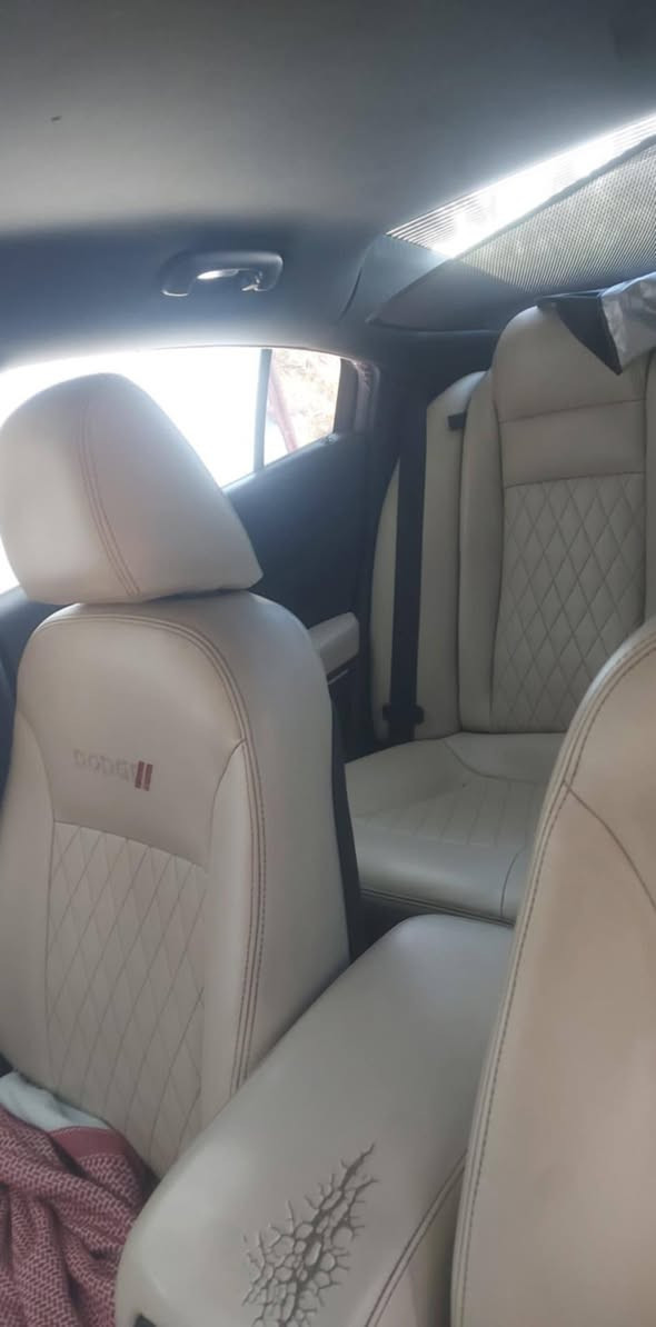 سلام عليكم
جارجر 14 بيضه رقم بغداد دولي 
كير عصه 
محرك 3,6
شاشه جبيره 
جانت مكفوله عامه 
حادث بلعراق 
جاملغ امامي الأيمن 
وجاملغ خلفي اليسار
الباقي كفاله دواخل كفاله
مدوار ثاني يوم 
مكاني سماوه 
كشنات عسلي 
حداديه كله جديد 
تايرات جديد كله 
الرقم *********** السعر 153وبيه مجال
