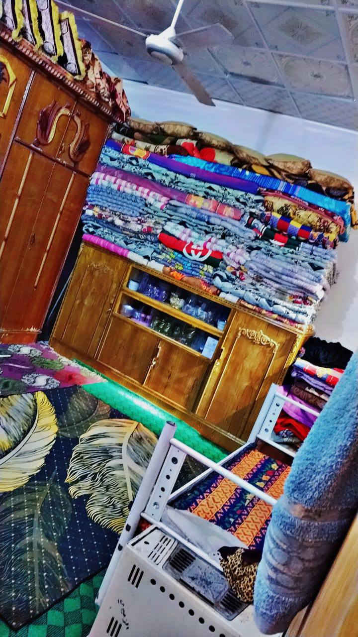 دارللبيع مساحه00 2م اساس صب سقف صب بناءبلوك غرفتين وصاله ومطبخ وصحيات واستقبال قرار 25 ماء كهرباء تبليط موقع دار منطقة سيد موسى خلف محطة وقود الثناء 37مليون وبيه مجال الاتصال ***********/***********
التواصل مكتب الوساطة العقارية خلف المحطه
