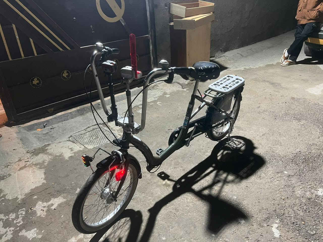 السلام عليكم باسكل وكالة ابو طويلة لبيع هوة وغراضة 190وبي مجال من عدة غراض 170 تيرات خط بيض بكان بغداد لعبيدي رقم الهاتف ***********
