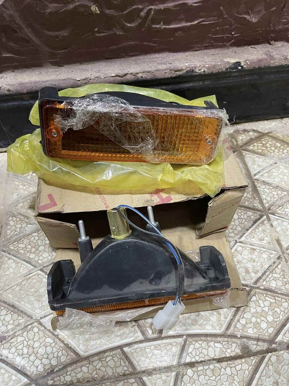 السلام عليكم 
هذني للبيع جمله الي يريدهن يتواصل خاص


**إذا كنت صاحب هذا الإعلان وتريد حذفه لأي سبب، رجاءا أرسل رسالة إلى الدعم الفني**