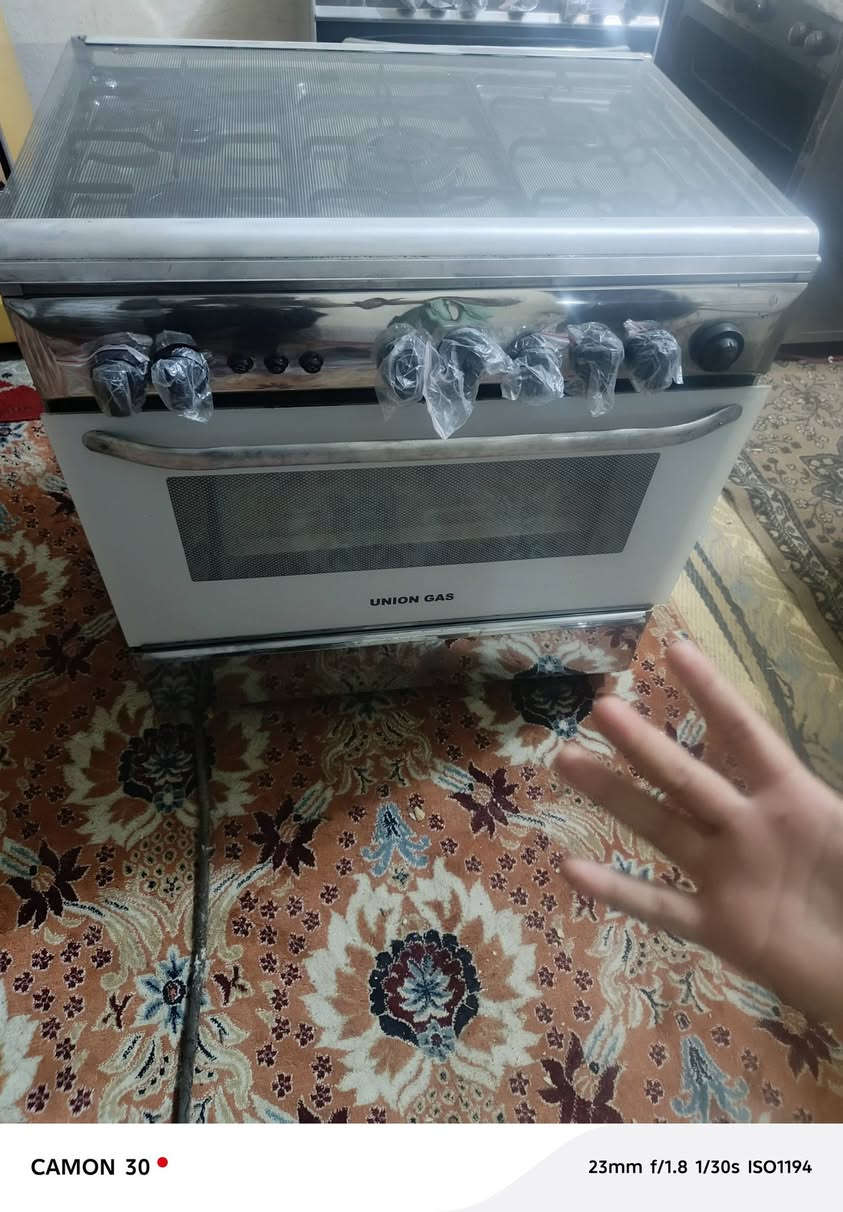 طباخ للبيع كلش نضيف كربلاء ***********
