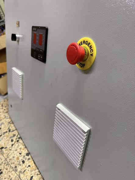 ⁨ الحمد لله 
تم اكمال لوحة سيطرة  ATS 
 قياس اللوحة 1000*800*350 اربع مراحل 
وطني +مولد سحب + مولد منزليه + طاقة شمسيه 
بالاضافه إلى فوتو سيل للتحكم بالإنارة 
بإشراف المهندس حسين علي 
لصناعه البوردات الكهربائية بشكل احترافي 
البصرة-***********
#كهرباء #العراق #basra #آلبصرة #cotrol #بغداد #اكسبلور #دوائر_كهربائية #كربلاء #تايمر_كهربائي #كهربائي #electrical  r
