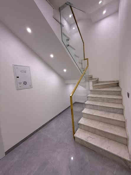 شغل مقولات عامه كرسته عمل البنا سيراميك ارضيات مرمر بورسلين كاشي شغل في الزعفرانيه***********
