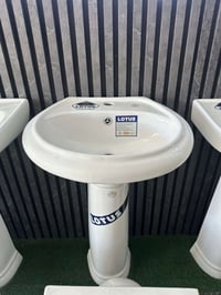 مغسلة استاند هامور • ٣٥سم-٦٠سم • بابل