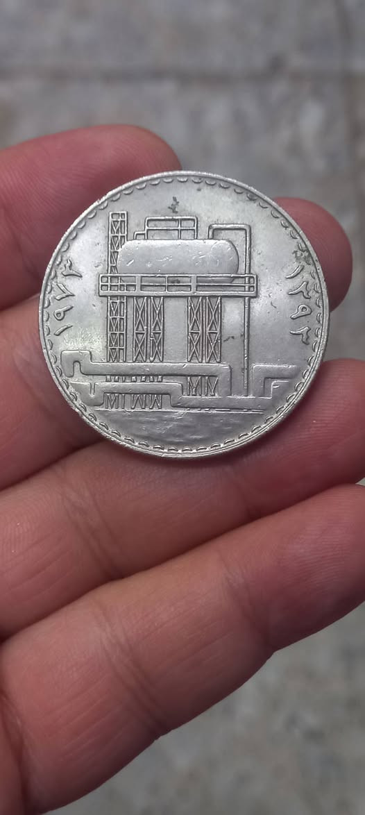 ٥٠٠ فلس النفط نظافه عاليه بيع مباشر ٧الف


**إذا كنت صاحب هذا الإعلان وتريد حذفه لأي سبب، رجاءا أرسل رسالة إلى الدعم الفني**