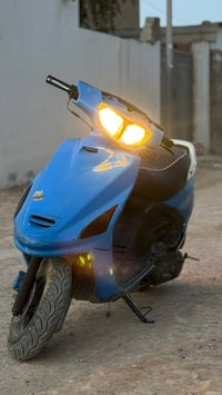 ٢٥٠ • كهربائيات • بلنشر