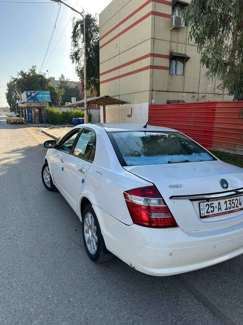 جيلي موبل خصوصي وضع الشركه  موديل 2012 رقم كركوك مشروع وطني. بءسمنا شرط وكاله وتحويل دفتر بانزين موجود مكفوله كفاله عامه من الضربه بي مكانات صغيره صبغ اثار شخوط    مكفواله من جراد والخياس السياره كارتون تخم تاير حداديه كهربائيات مكينه بالكارتون والكير تبريد ثلاجه شاشه تاب السعر  62 مكان سياره كركوك حي واسطي. شراي خابر رقم ‏‪‏‪*********** كركوك, العراق
