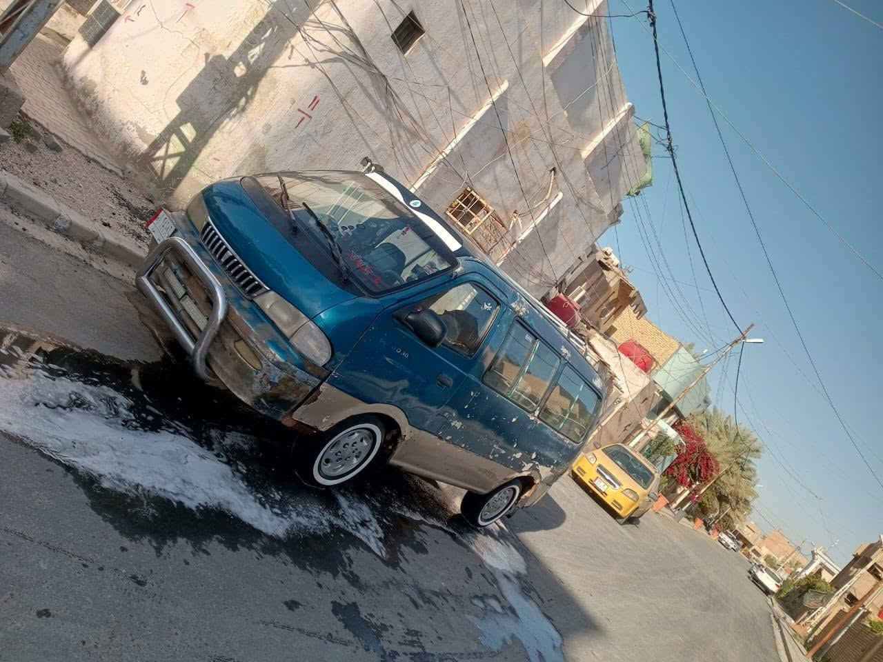 السلام عليكم سياره للبيع كير مكينه خير من الله تخم تاير جديد راعيهه بل حله مكان سياره ديوانيه قضاء شاميه عدي وكاله بيهه ام الباركود سعر 30 وبيهه مجال حك جيه أي ستفسار اتصل عل رقم ***********
