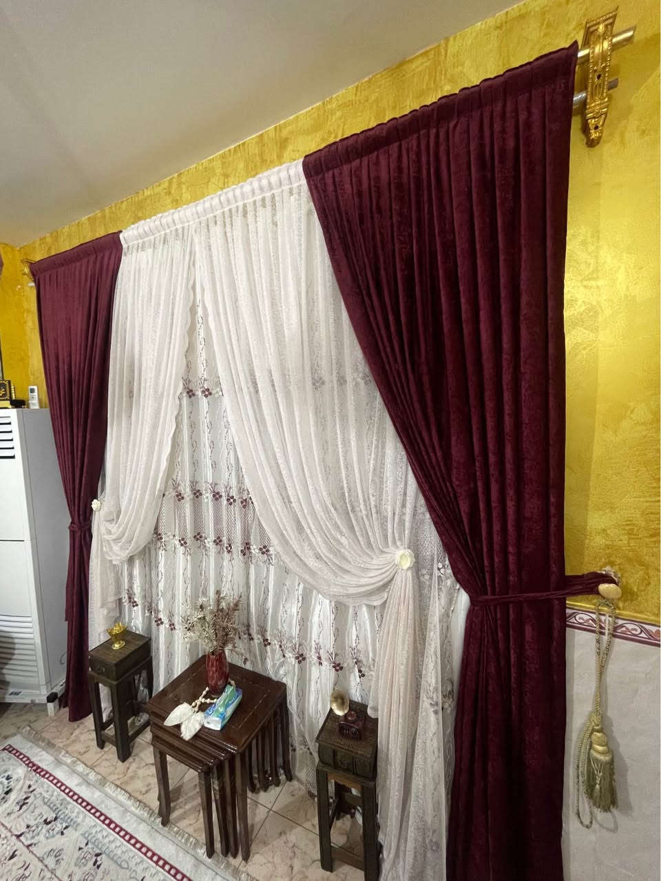بردات جبيره وطويلة وثكيله قماشها نوعية زينه لونها ابيض وماروني بعدها جديده استعمال قليل ونظيفه💯 
عنواني بصرة كوت الحجاج الجديد
تواصل *********** البصرة, العراق
