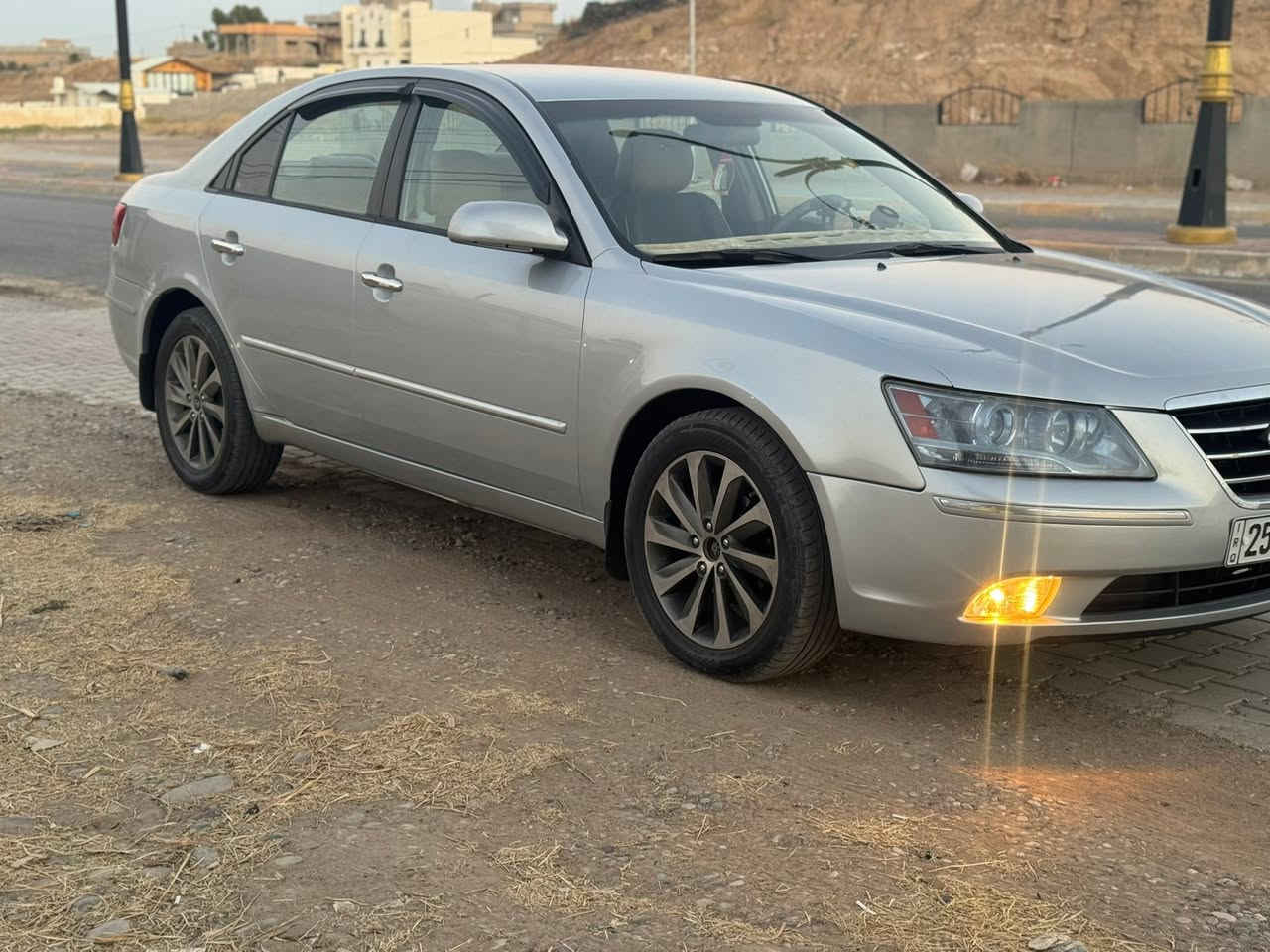 السلام عليكم 
سوناتا امريكي موديل 10 ليبل واحد السيارة رقم كركوك دولي شرط تحويل سنوية ل2028 محرك 2400 شرط لا صرف لا بخار صدر تبريد تواير كله جديد 
السيارة بيها 4 قطع رش شرط بدون اي دواخل 
للبيع او مراوس باقل منها 
ملاحظه ترهم مقدمه 75 وما فوق مع كافة الضمانات 
للاستفسار اتصل 
***********
***********
