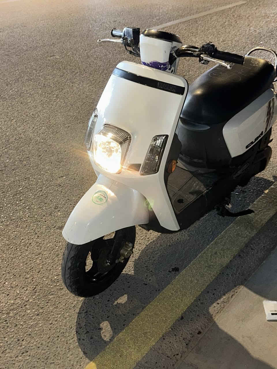 بوليسي مسطرة ٢٠١٤ حاوية كفالة مابيها قطرة صبغ
الدراجه قبل يومين طلعتها من المعرض والوصل موجود السعر مليون و٢٠٠ وبيها مجال بسيط


**إذا كنت صاحب هذا الإعلان وتريد حذفه لأي سبب، رجاءا أرسل رسالة إلى الدعم الفني**