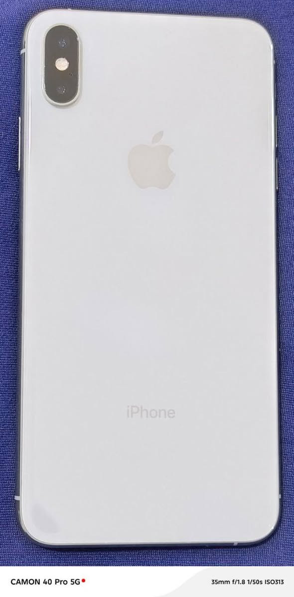 السلام عليكم للبيع
ايفون Max Xs لون ابيض أمريكي ذاكره 256 تك خط بطاريته 75

امبدل بي فقط شاشه والشاشه اصليه وكاله

سعره ب 225 قفله ب 215

للبيع سامسونج A31 بطاريته 5000 ملي امبير خطين رام 4 كيكا وذاكرته 128 بصمه اصبع 

امبدل بي فقط البطاريه

115 قفله ب 100

العنوان /الديوانيه مركز للتواصل ***********
