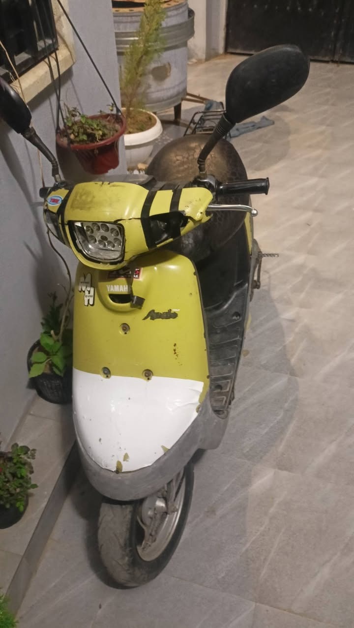 ماطور بوتين تك سكريته معمر مره وحده شلعه ومعدل فول وايرمنيه شرط ماطور يعوزو باتري او وقافيه السعر190وبي مجال للطيبين  وهاذا رقمي وبي واتساب ***********
