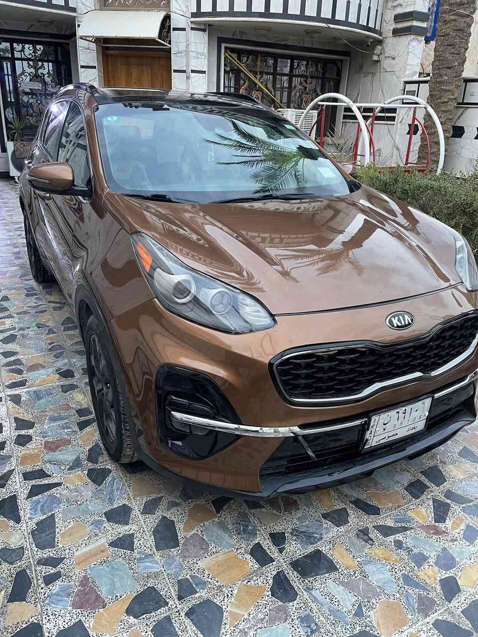 السلام عليكم للبيع فقط
كيا سبورتج موديل 2020 رقم بغداد 
المواصفات فول واحد على واحد بانوراما بصمه 
 مكينه 2400 صور الحادث ورقم شاصي بل منشور وحته السونار هم 
ماشيه 57 الف ميل ايرباك برده وستيرن 
فقط السعر 160$ ورقه مكاني بغداد جديده 
الاتصال 

‭0773 548 4352‬
