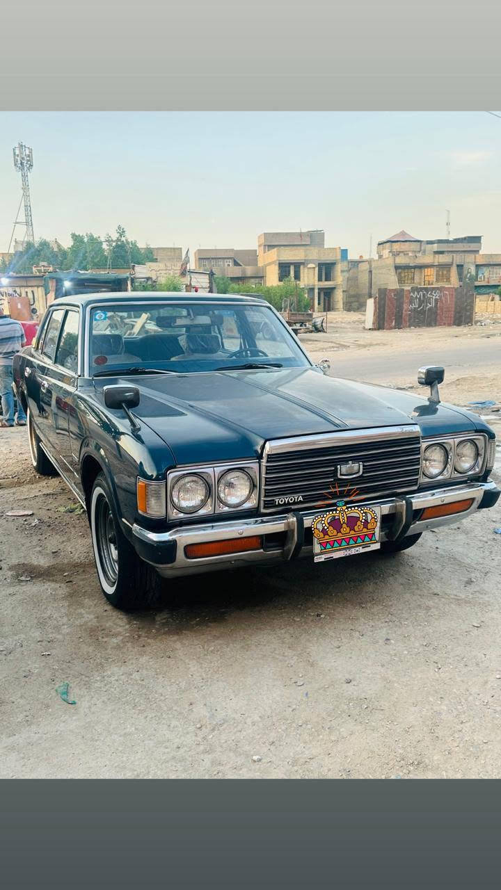 سلام عليكم كراون البيع موديل 77 مكينه  6 سلندر كير اوتوماتيك تخم تاير جديد سياره جاهزه اي نقص ما بيها العنوان بغداد بلديات ***********
