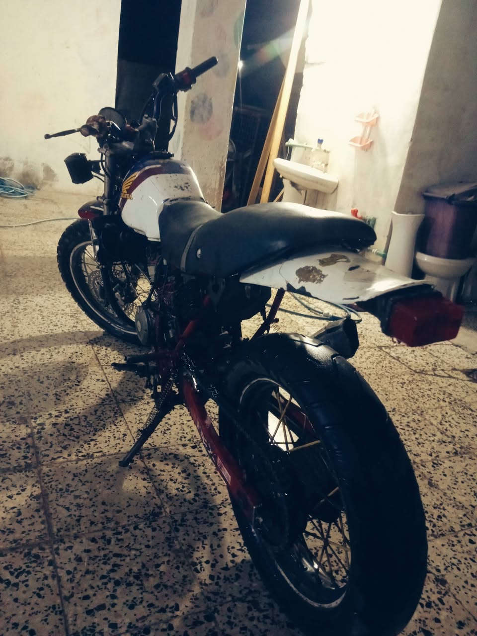 هوندا ftr محرك cbr125 سعر 400 وبيها مجال بسيط حگ الجية ديالى شهربان


**إذا كنت صاحب هذا الإعلان وتريد حذفه لأي سبب، رجاءا أرسل رسالة إلى الدعم الفني**