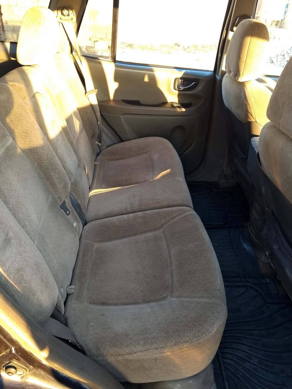 السلام عليكم ورحمةالله وبركاته سياره سنتافي موديل 2004واردامريكي محرك سته سنويه  منتيه ضرره چاملق وباب اريبكات ماكو ضرره بأمريكا بدون دواخل السعر60ورقه واذا مقدمه زينه ابيع والباقي مده معه كفيل يرهم يضاف سعره هذا رقمي 0782 486 9358 عل خاص
