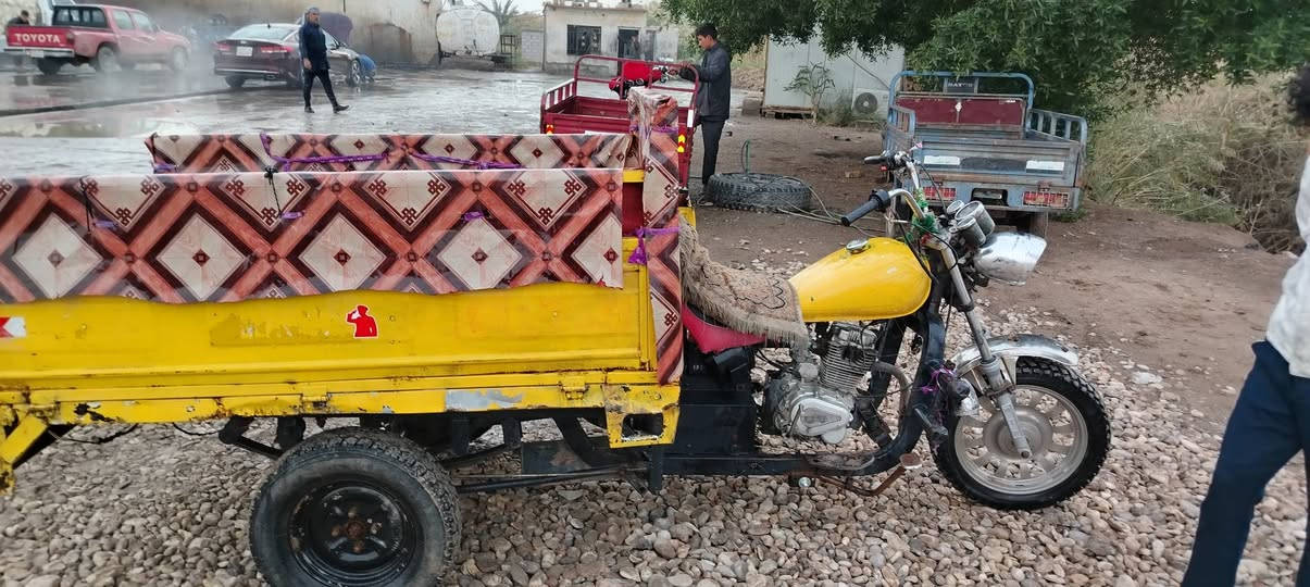 امتيار للبيع أوراق  اوصوليه شقال سلف هندر كهربايات سعرهه 750وبيهه مجال المكان كوت لدبوني  الرقم *********** بي واتساب وبيكم خير ودللو
