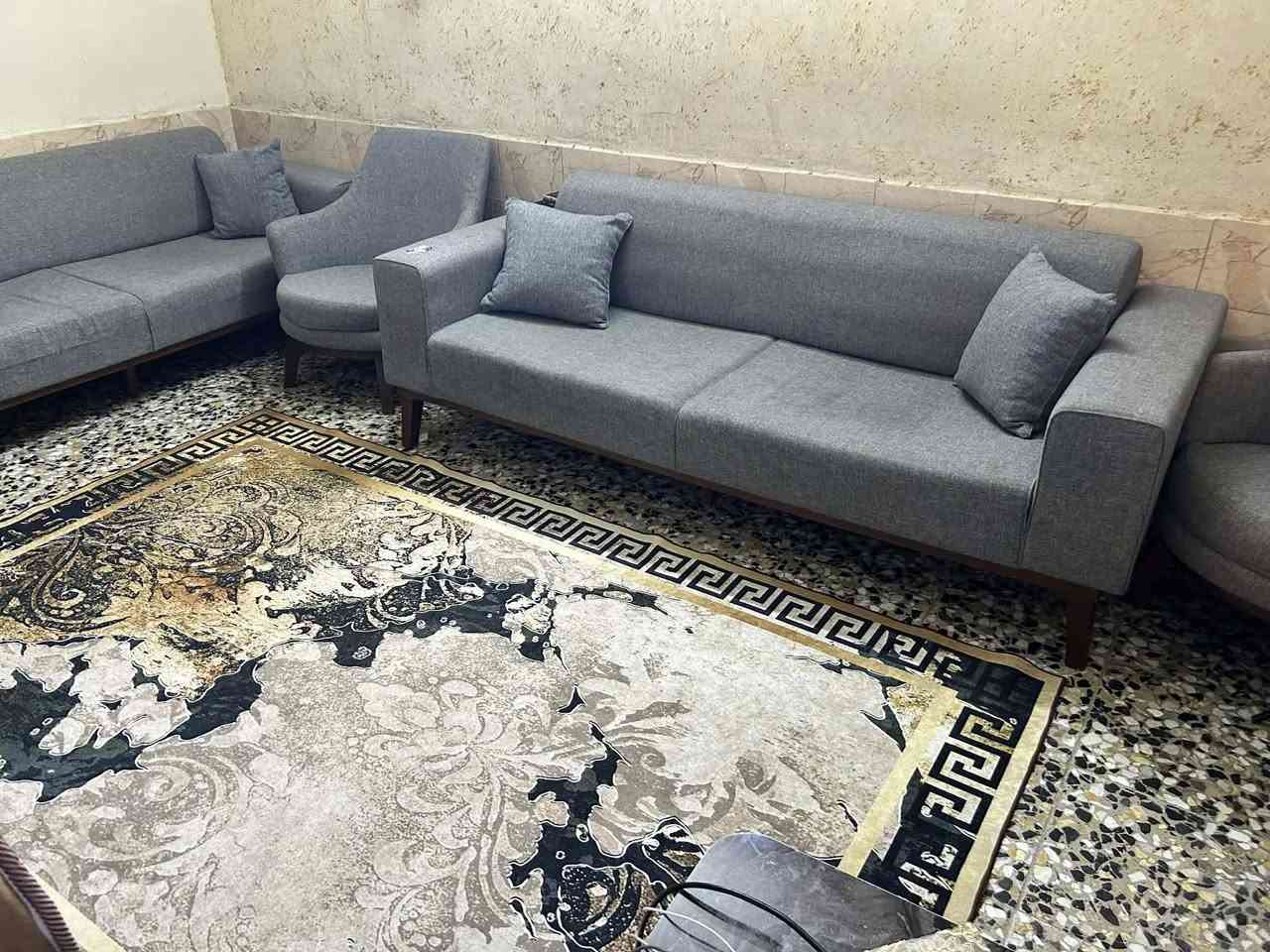للبيع نضيف ٩٠ بلميه ٥٠٠ وبي مجال يصير سرير ***********
بغداد الحريه
