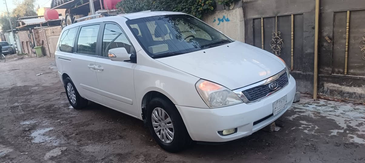 السلام عليكم
كيا سيدونا ٢٠١١ أمريكي. محرك ٣٥٠٠. اللون ابيض. رقم بغداد خصوصي. صبغ حزام للجماليه. السعر ١٣٠ . وبيها مجال بسيط. مكاني الحله. شارع ٨٠ للاستفسار. ***********
