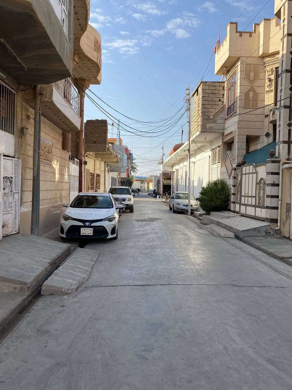 اعلان
🔹 دار سكني طابو صرف طابقين للبيع

🔹 الموقع : حي اق صو الفلكة خلف حلويات خير الزاد

🔹 بناء قديم وقابل للسكن

🔹 تتكون من حديقة + مطبخ + 4 غرف نوم + هول + صحيات

🔹 المساحة : 269 متر   الواجهة : 15 متر

🔹 يمكن ان تكون قطعتين 

للتواصل : *********** - *********** 📞

📍عنوان المكتب : طوز الفلكة مقابل عماد السماك
#طوز #كركوك #طوزخورماتو #عقارات
